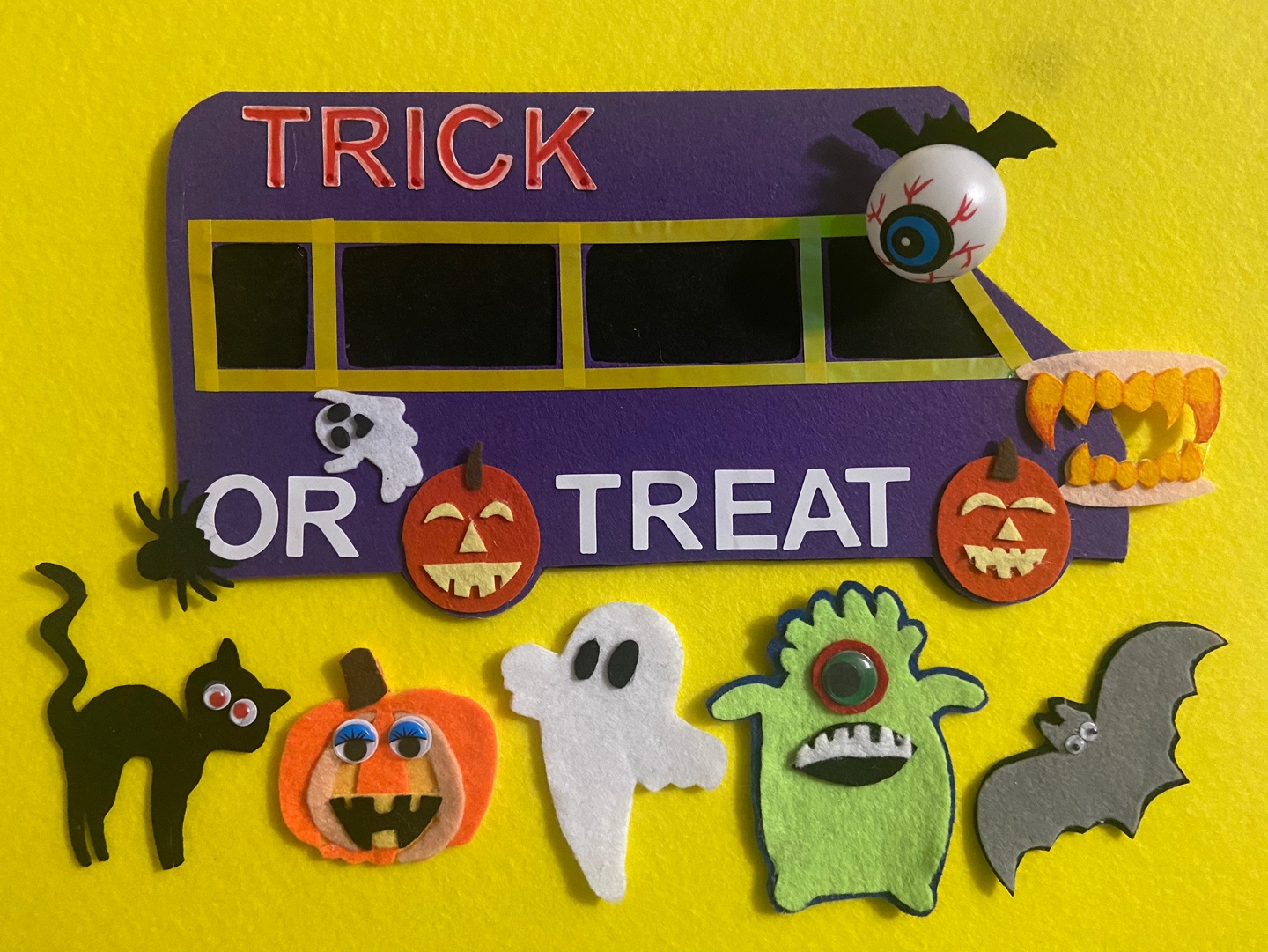 bus-hallow-3
